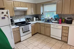 556 Westchester Ave, Port Chester, NY 10573 - Photo 2