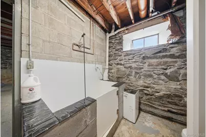 140 Station Road, Kingston, NY 12401 - Photo 30