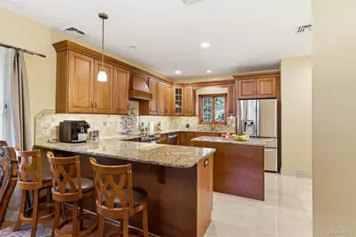 225 Old Willets Path, Smithtown, NY 11787 - Photo 6