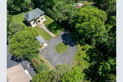 225 Old Willets Path, Smithtown, NY 11787 - Photo 34