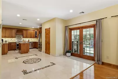 225 Old Willets Path, Smithtown, NY 11787 - Photo 10