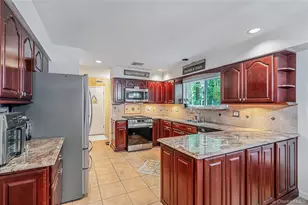 2 Barbara Anne St, Manorville, NY 11949 - Photo 6