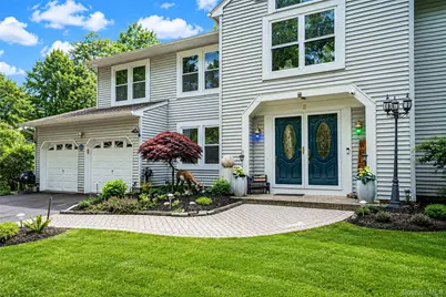2 Barbara Anne Street, Manorville, NY 11949 - Photo 2