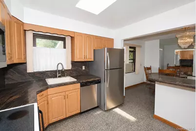 792 Bauer Street, Elmont, NY 11003 - Photo 14