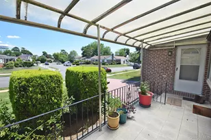 792 Bauer St, Elmont, NY 11003 - Photo 24