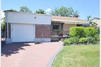 792 Bauer Street, Elmont, NY 11003 - Photo 32