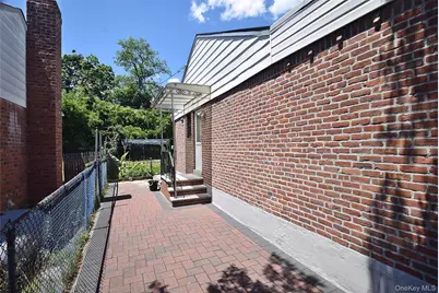 792 Bauer Street, Elmont, NY 11003 - Photo 30