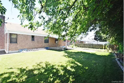 792 Bauer Street, Elmont, NY 11003 - Photo 28