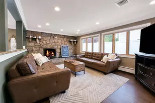 2 Sussex Ln, Lake Grove, NY 11755 - Photo 12