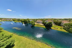 38 Hamlet Woods Dr, Saint James, NY 11780 - Photo 4