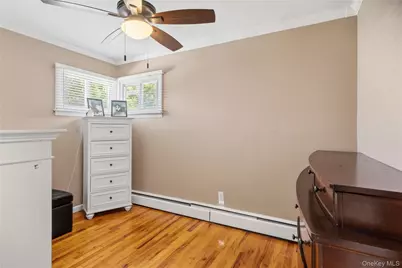 86 Claremont Avenue, West Babylon, NY 11704 - Photo 16