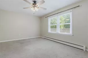 21 Maine Dr, Newburgh, NY 12550 - Photo 18