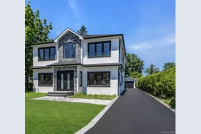 118 W Cherry Street, Hicksville, NY 11801 - Photo 4