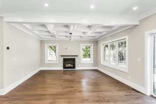 118 W Cherry St, Hicksville, NY 11801 - Photo 12