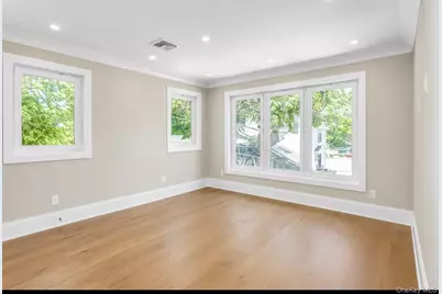 118 W Cherry Street, Hicksville, NY 11801 - Photo 38