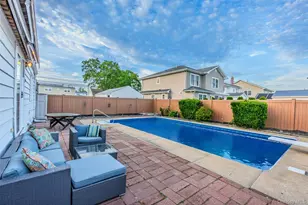 103 Parkview St, Plainview, NY 11803 - Photo 18