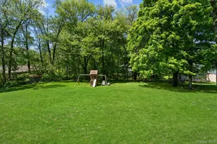 2463 N Pine Grove Ct, Yorktown Heights, NY 10598 - Photo 34