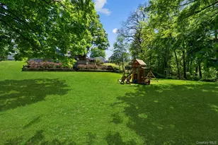 2463 N Pine Grove Ct, Yorktown Heights, NY 10598 - Photo 36