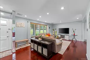 2463 N Pine Grove Ct, Yorktown Heights, NY 10598 - Photo 10