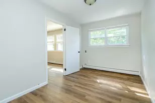 80 Maxwell Ave, Oyster Bay, NY 11771 - Photo 10