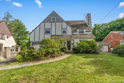 56 Northfield Road, New Rochelle, NY 10804 - Photo 2