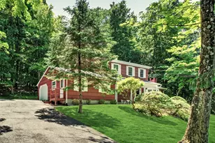 1096 Sunset St, Yorktown Heights, NY 10598 - Photo 4