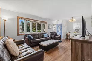 58 Myers Ave, Hicksville, NY 11801 - Photo 12