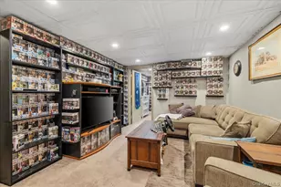 58 Myers Ave, Hicksville, NY 11801 - Photo 16