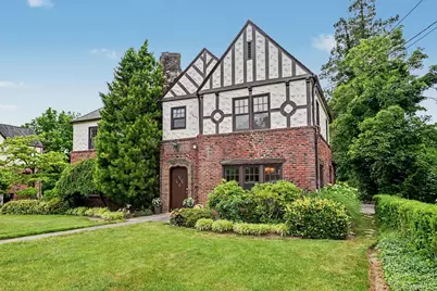 18 Fenimore Drive, Harrison, NY 10528 - Photo 2