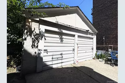 8625 59th Avenue, Elmhurst, NY 11373 - Photo 8
