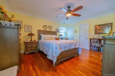 219 Artist Lake Drive, Middle Island, NY 11953 - Photo 14
