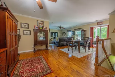 219 Artist Lake Drive, Middle Island, NY 11953 - Photo 6
