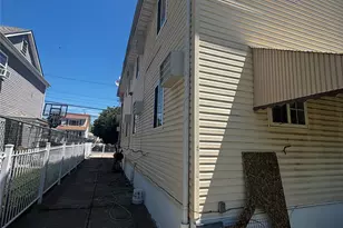 218-42 140th Ave, Springfield Gardens, NY 11413 - Photo 4