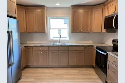 120 E Central Avenue #A-3, Pearl River, NY 10965 - Photo 4