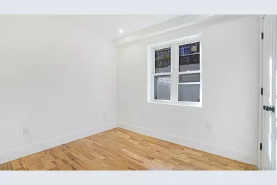 1011 E 221st Street, Bronx, NY 10469 - Photo 10