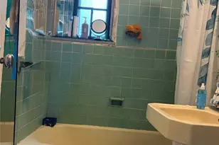 1585 Odell St, Bronx, NY 10462 - Photo 14