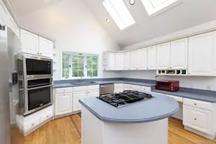 33 Windwood Ct, Westhampton, NY 11977 - Photo 14