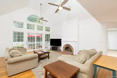 33 Windwood Court, Westhampton, NY 11977 - Photo 8