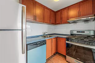 81-15 Queens Blvd, Elmhurst, NY 11373 - Photo 12