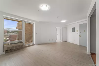 81-15 Queens Boulevard #4H, Elmhurst, NY 11373 - Photo 2