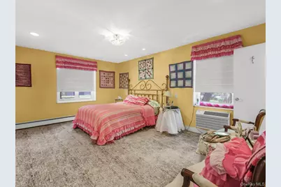 25 Canterbury Road #1M, Great Neck, NY 11021 - Photo 12