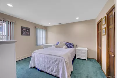312 Eastlake Avenue, Massapequa Park, NY 11762 - Photo 10
