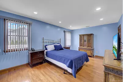 312 Eastlake Avenue, Massapequa Park, NY 11762 - Photo 12