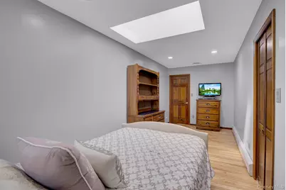 312 Eastlake Avenue, Massapequa Park, NY 11762 - Photo 14