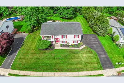 13 Pine Drive, Stony Point, NY 10980 - Photo 2