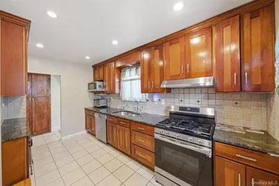 240-11 88th Avenue, Bellerose, NY 11426 - Photo 10