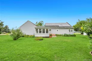 274 Johnson Ave, Sayville, NY 11782 - Photo 34