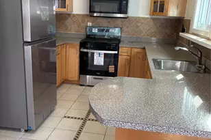 1712 Jarvis Ave, Bronx, NY 10461 - Photo 12