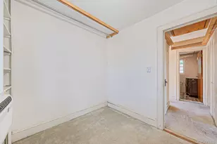 114 Elmwood St, Valley Stream, NY 11581 - Photo 22