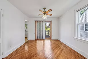 114 Elmwood St, Valley Stream, NY 11581 - Photo 8